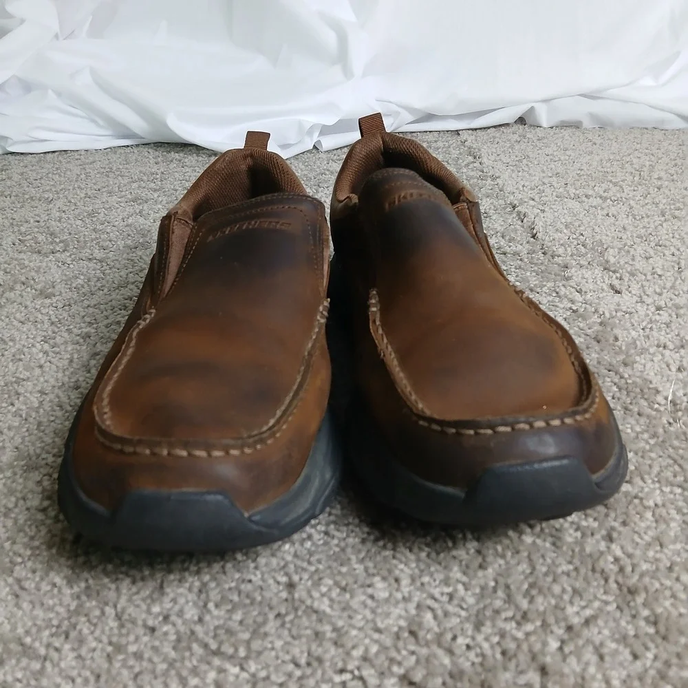 Skechers Mens 10.5 Extra Wide Fit Air cooled Brown Slip On Loafers 205312WW CDB